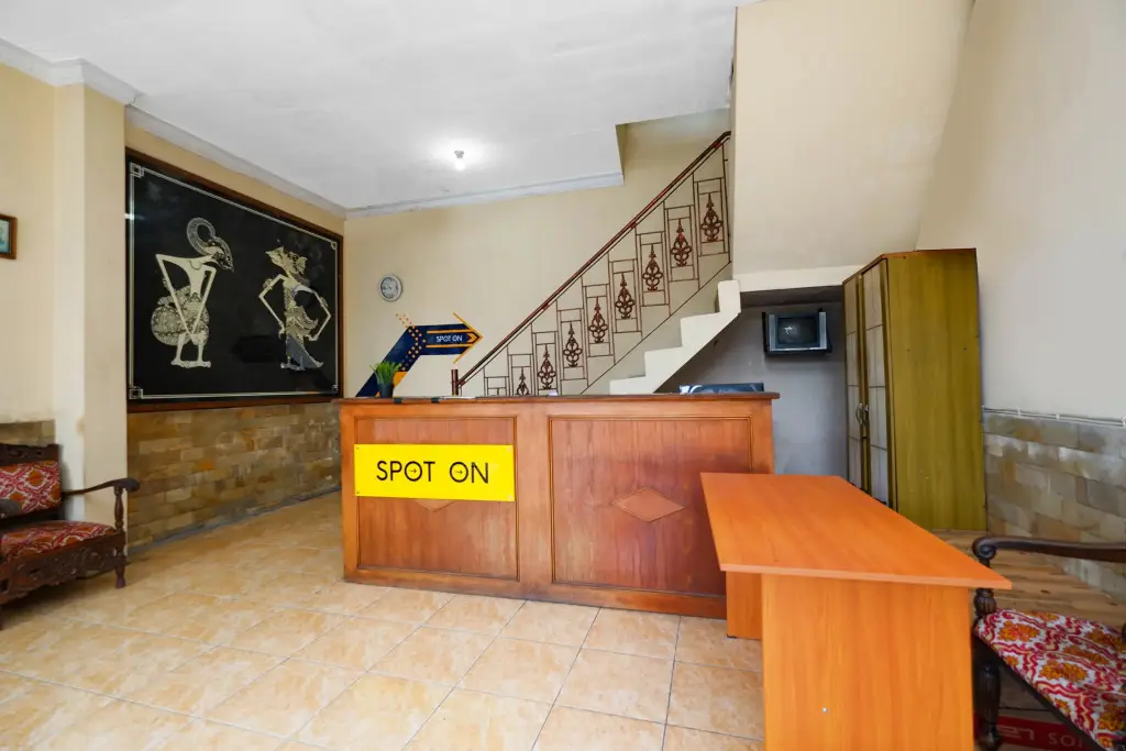 Суракарта: SPOT ON 2011 Hotel Mekar Sari
