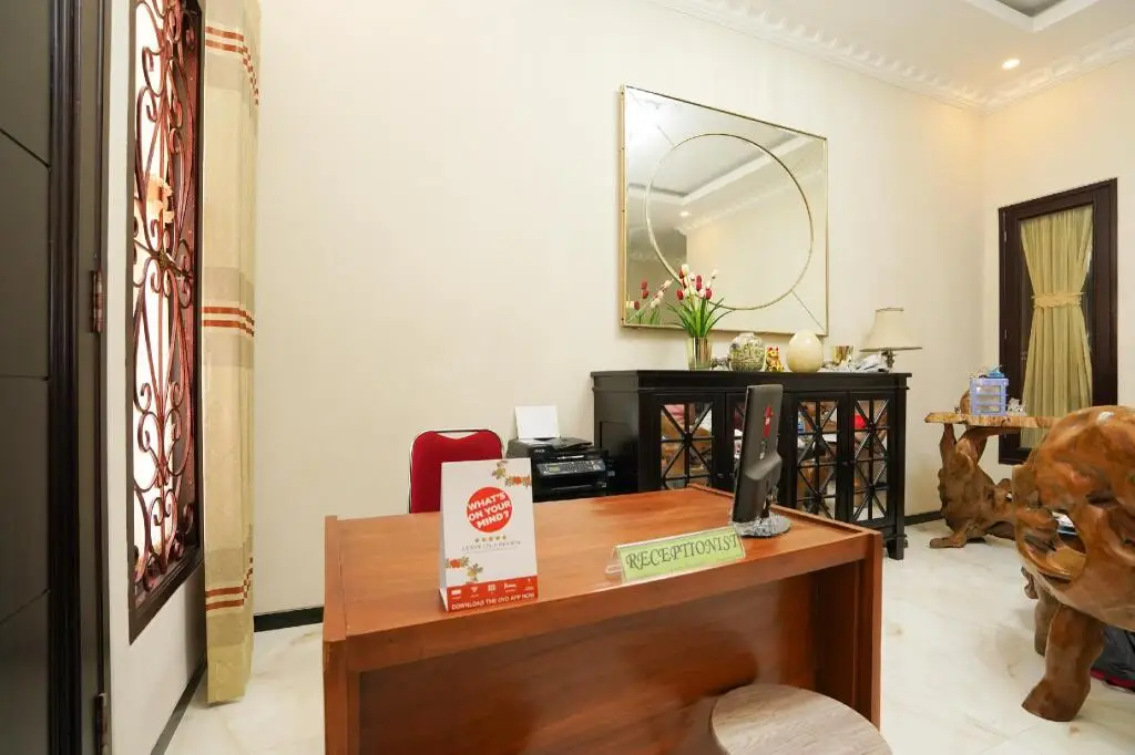 Сурабая: OYO Living 1743 Anie Residence