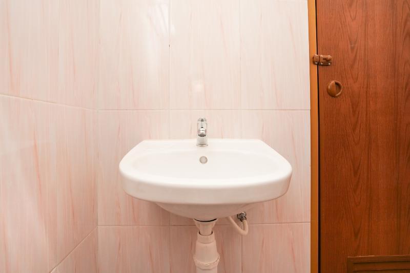 Сурабая: OYO Living 1743 Anie Residence
