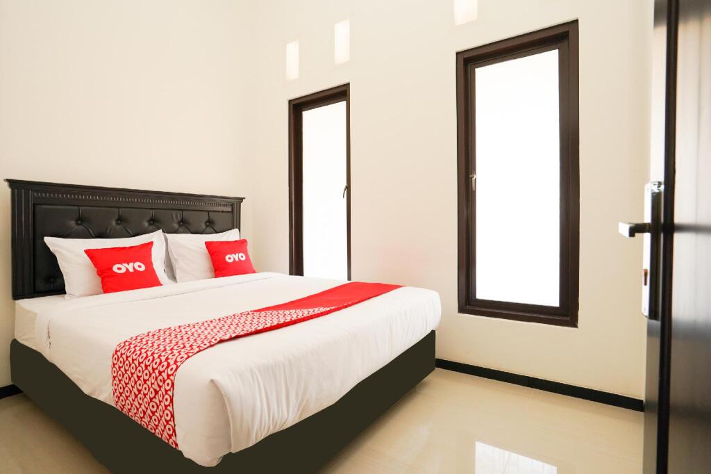 Сурабая: OYO Living 1743 Anie Residence