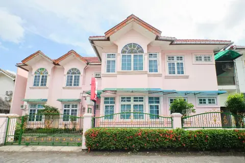 OYO 2061 Rizki Dhira Guest House Syariah — фото 1