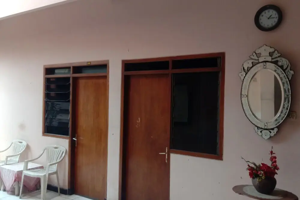 Суракарта: OYO 1751 Hotel Trihadhi