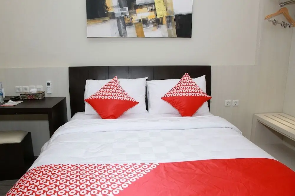 Палу: OYO 1656 Parama Su Hotel