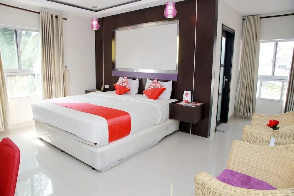 Палу: OYO 1656 Parama Su Hotel
