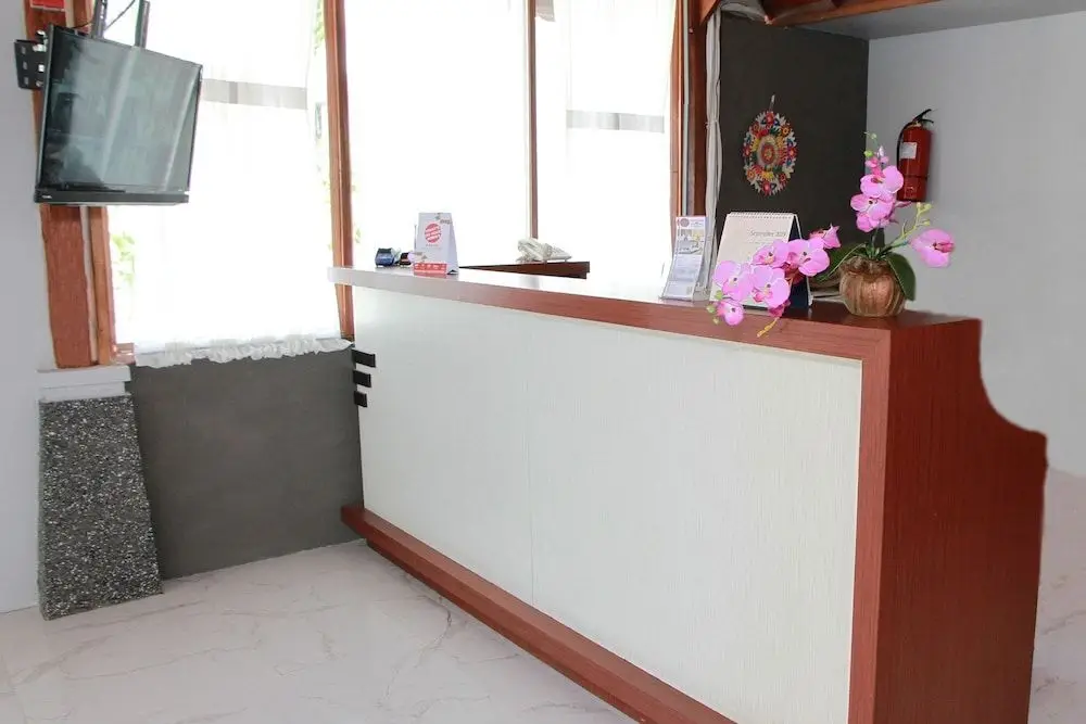 Палу: OYO 1656 Parama Su Hotel