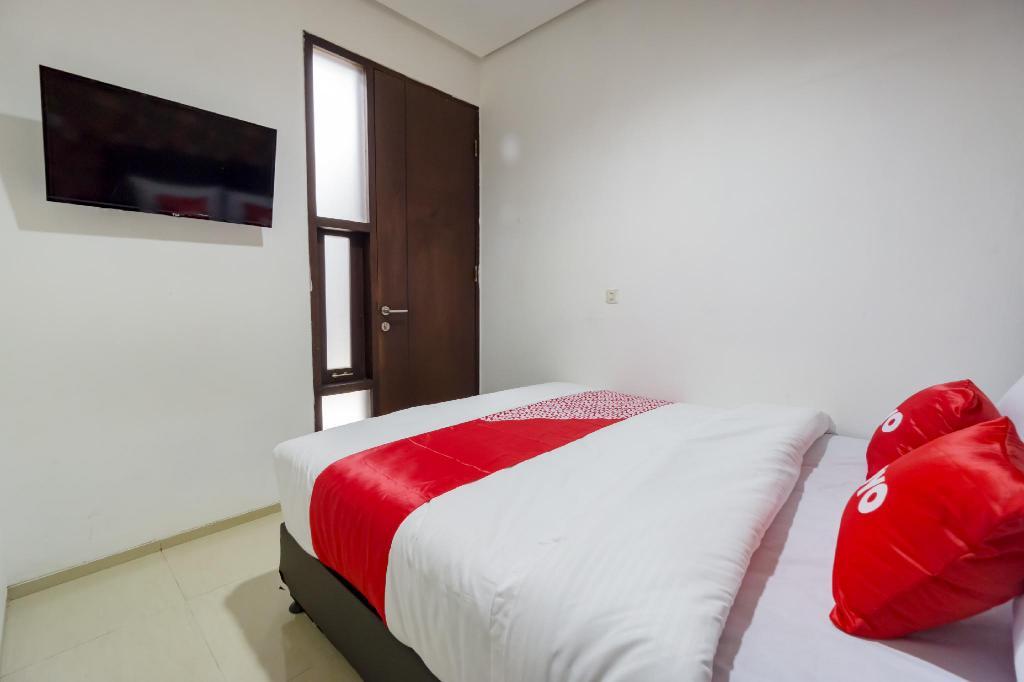 Джакарта: 1953 Residence Stasiun Tebet Syariah