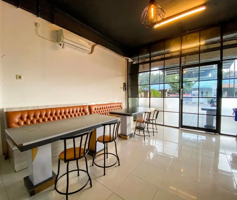 Паданг: SPOT ON 2051 Sho Family Homestay & Resto