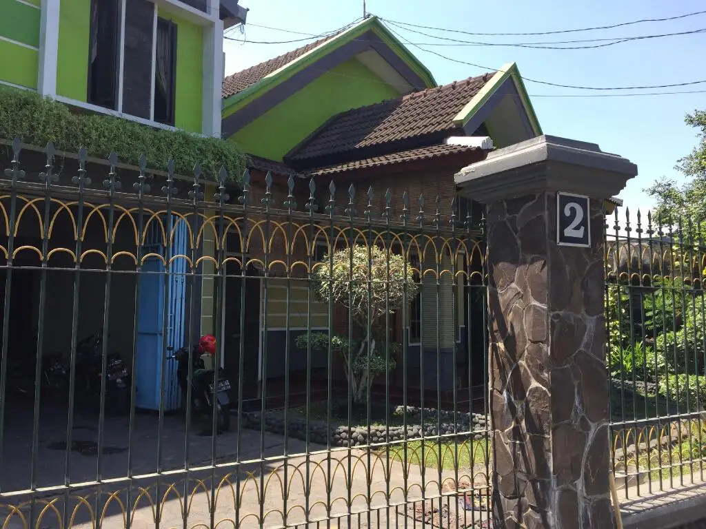 Проболинго: OYO 1639 Penginapan Anggrek Syariah 1