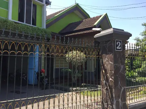 OYO 1639 Penginapan Anggrek Syariah 1 — фото 1