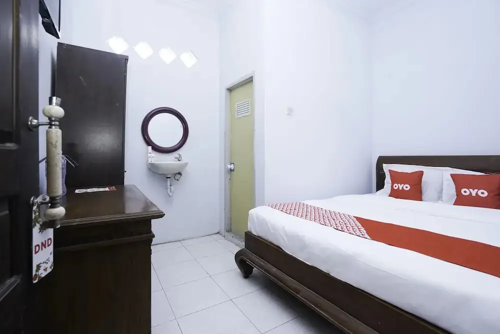 Сидоарджо: OYO 2092 Menara Sakti Sejahtera Syariah Hotel