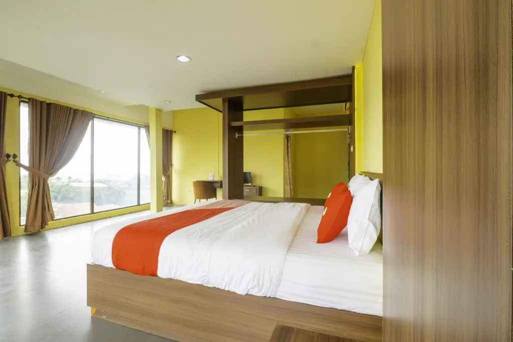 Пелабухан-рату: Capital O 1973 Guest House Toserba Selamat Syariah Pelabuhan Ratu