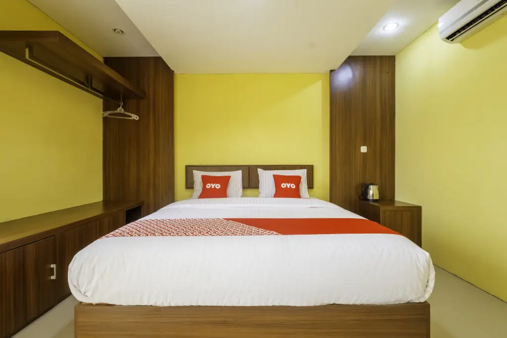 Пелабухан-рату: Capital O 1973 Guest House Toserba Selamat Syariah Pelabuhan Ratu