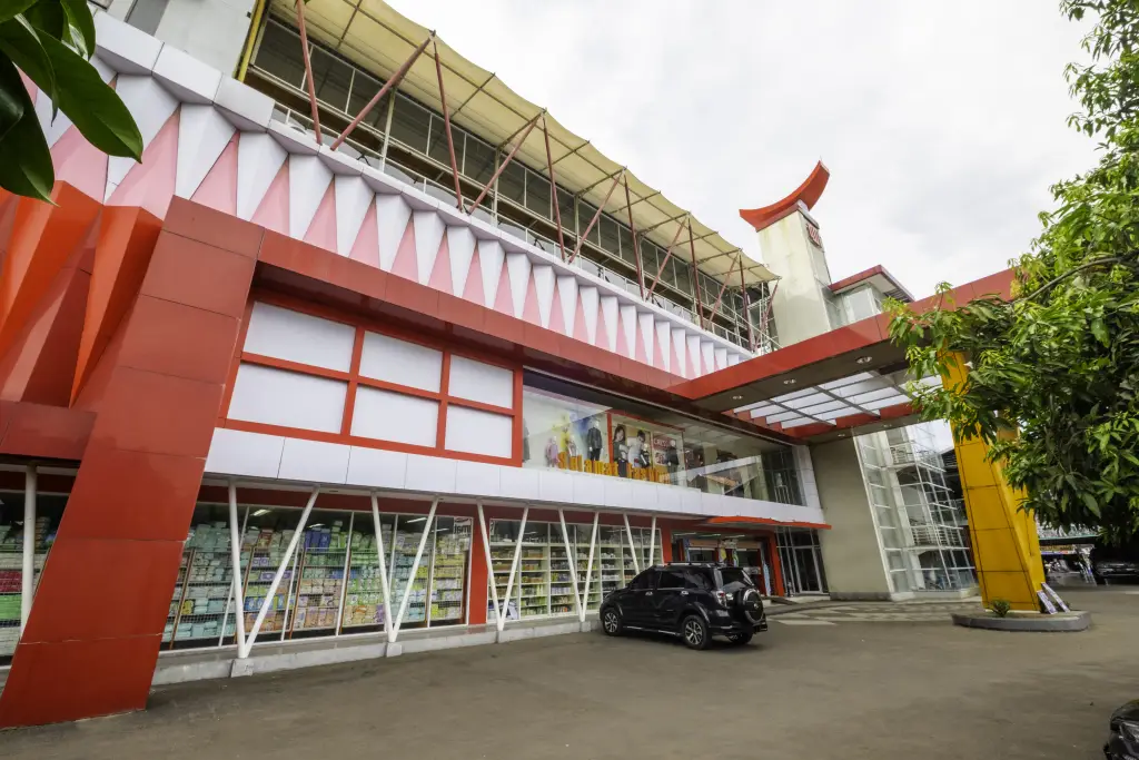 Пелабухан-рату: Capital O 1973 Guest House Toserba Selamat Syariah Pelabuhan Ratu