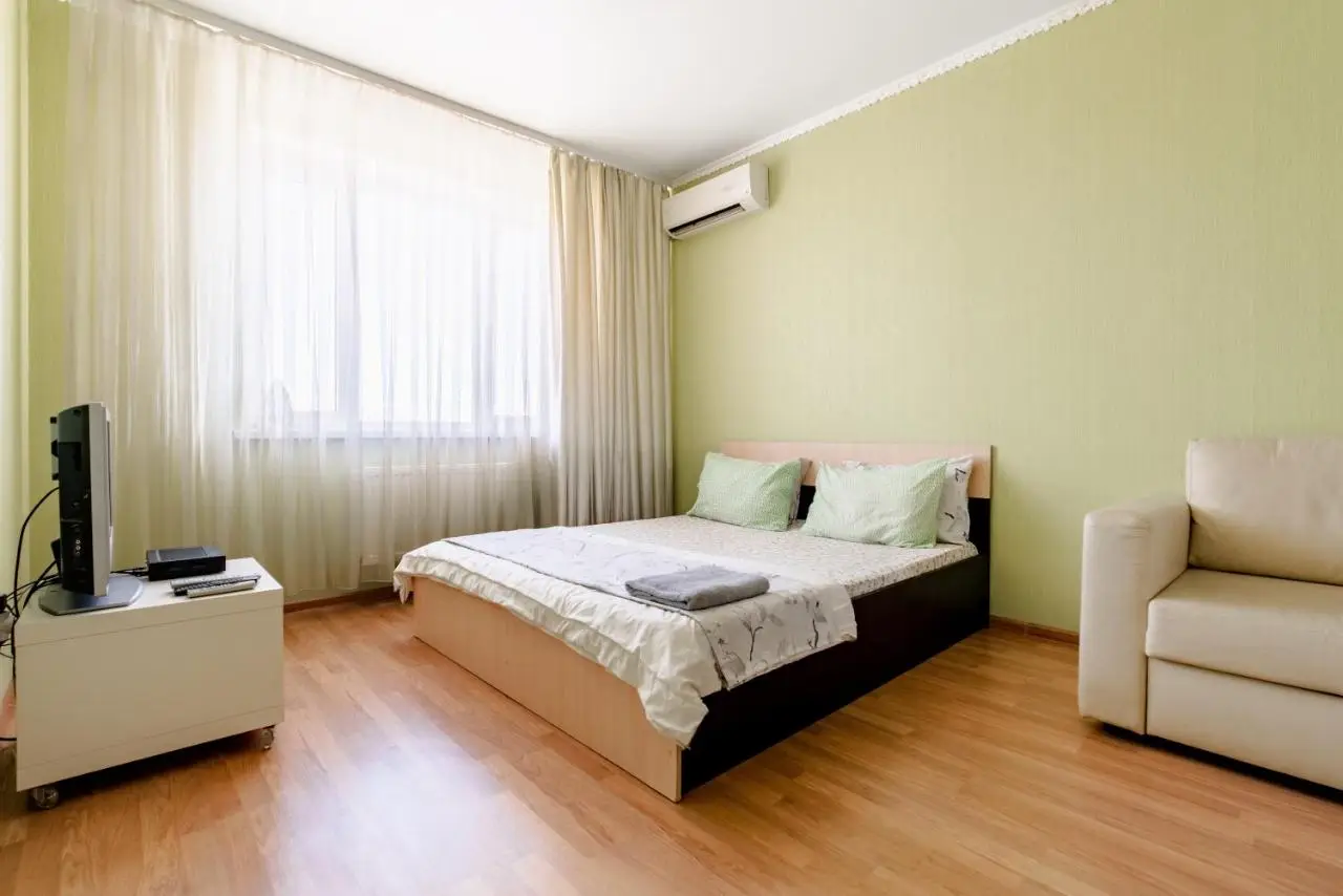 Краснодар: Apartments near Panorama 18/1