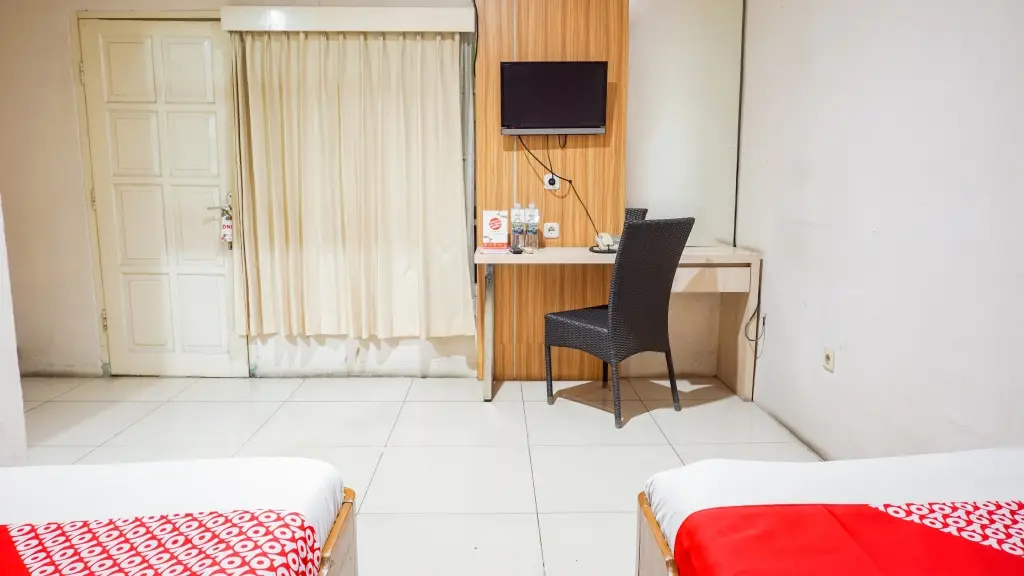 Бандунг: OYO 2085 Chrysanta Hotel