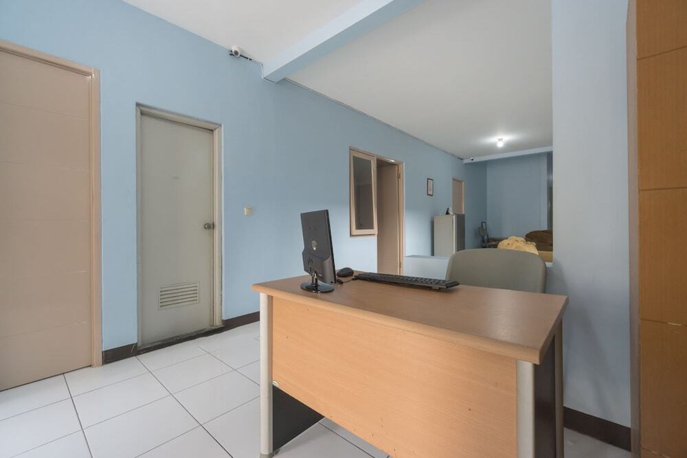 Куруг: Super OYO 2110 Rotterdam Guest House