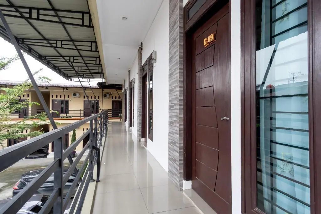 Медан: OYO 1371 Carofin Guest House