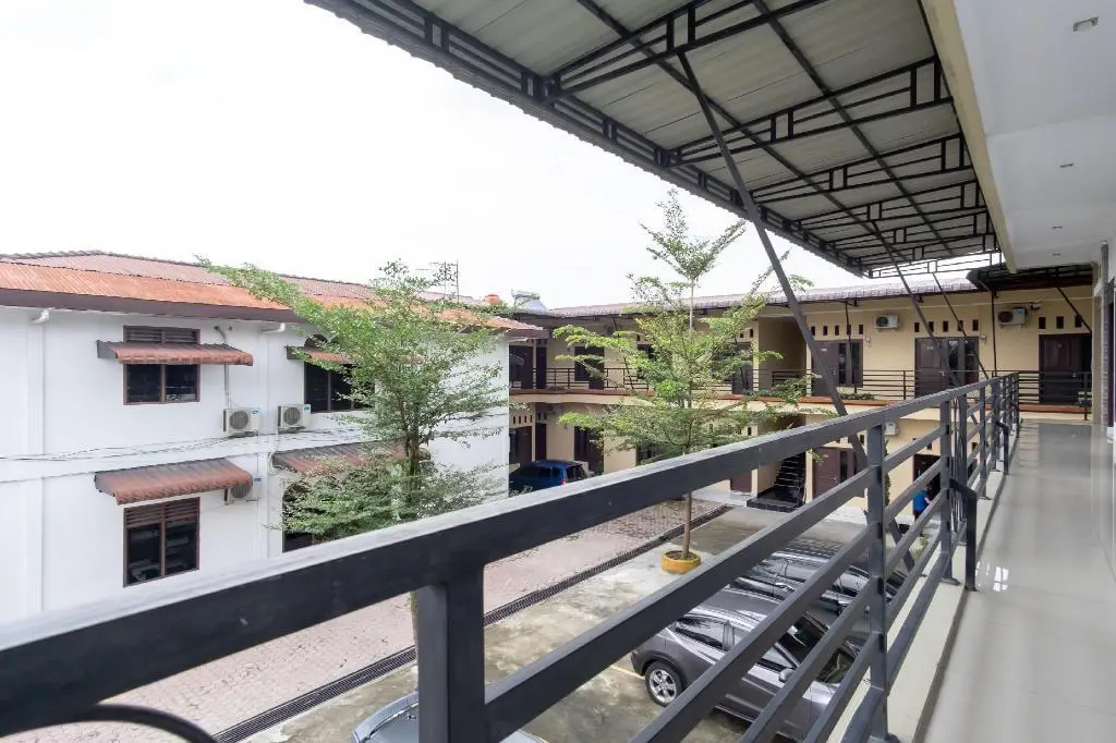 Медан: OYO 1371 Carofin Guest House