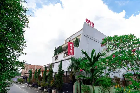 OYO 1371 Carofin Guest House — фото 1