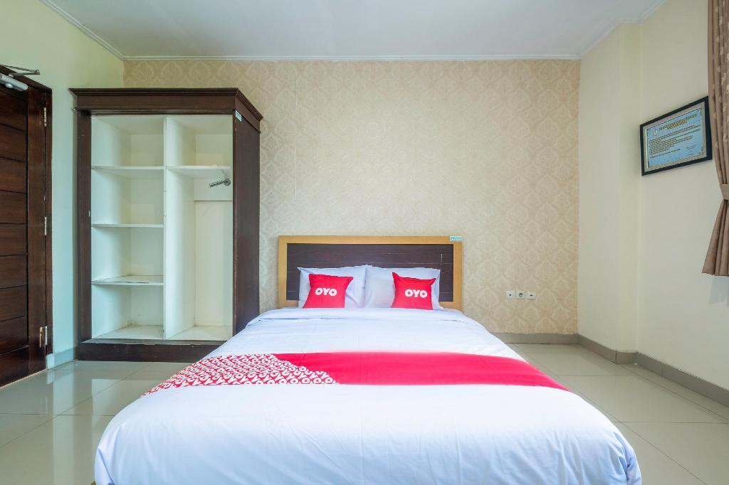 Чиребон: OYO 2100 At Taqwa Guest House Syariah