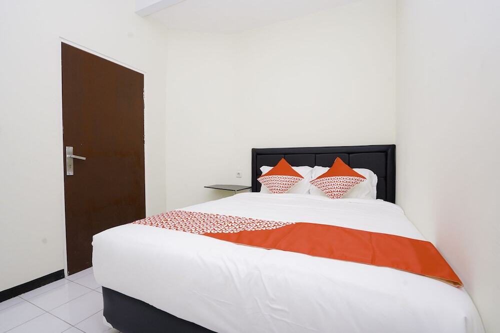 Сурабая: OYO 2094 Prestige Residence