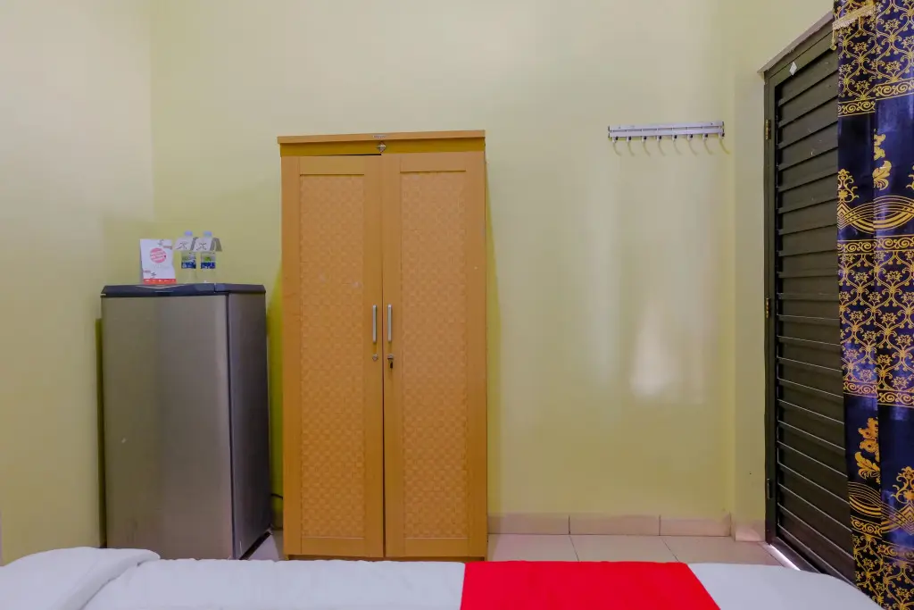 Мадиун: OYO 1784 Hj. Aniek Residence