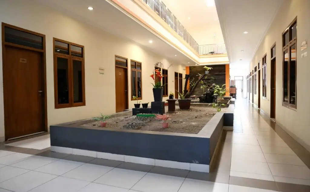 Белитунг: Central City Hotel
