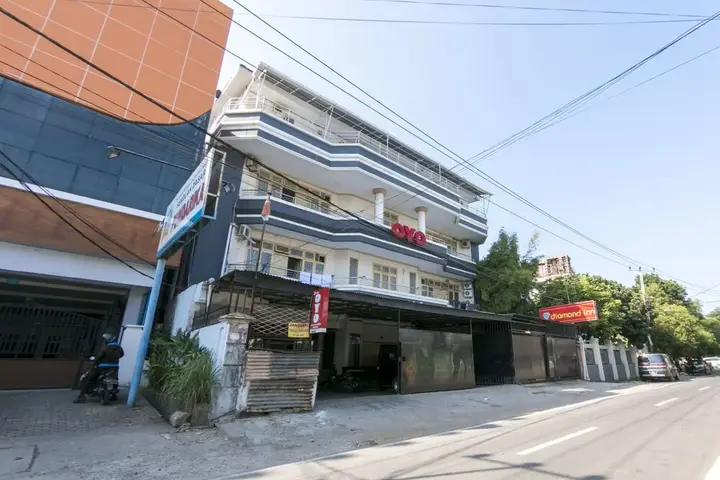 Макассар: OYO 1935 Hotel Diamond Inn Makassar