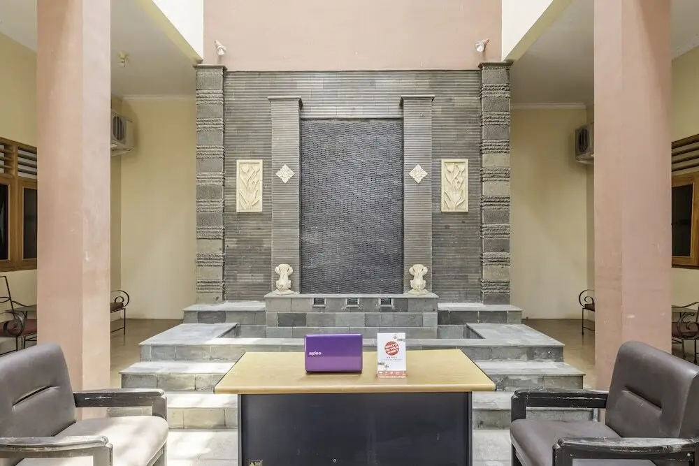 Чиребон: OYO 2121 Pondok Nazwa