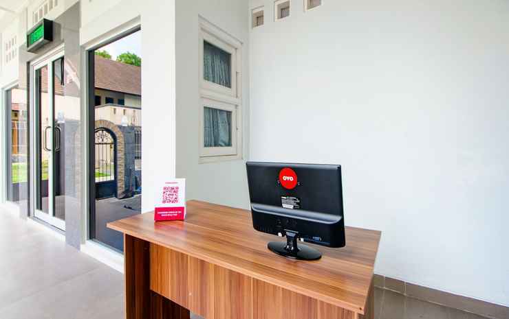 Ngaglik: OYO Living 2217 Permana Guesthouse Syariah