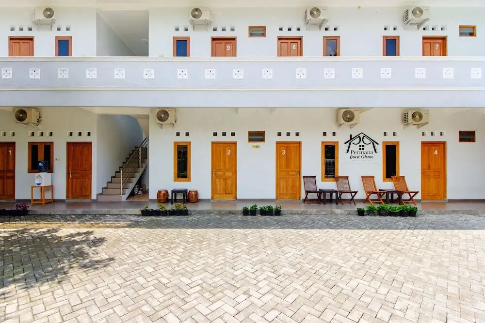 Ngaglik: OYO Living 2217 Permana Guesthouse Syariah