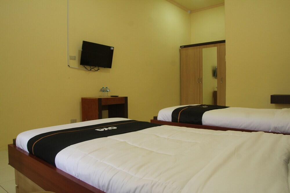 Сунгайлиате: OYO 2146 Hotel St 12