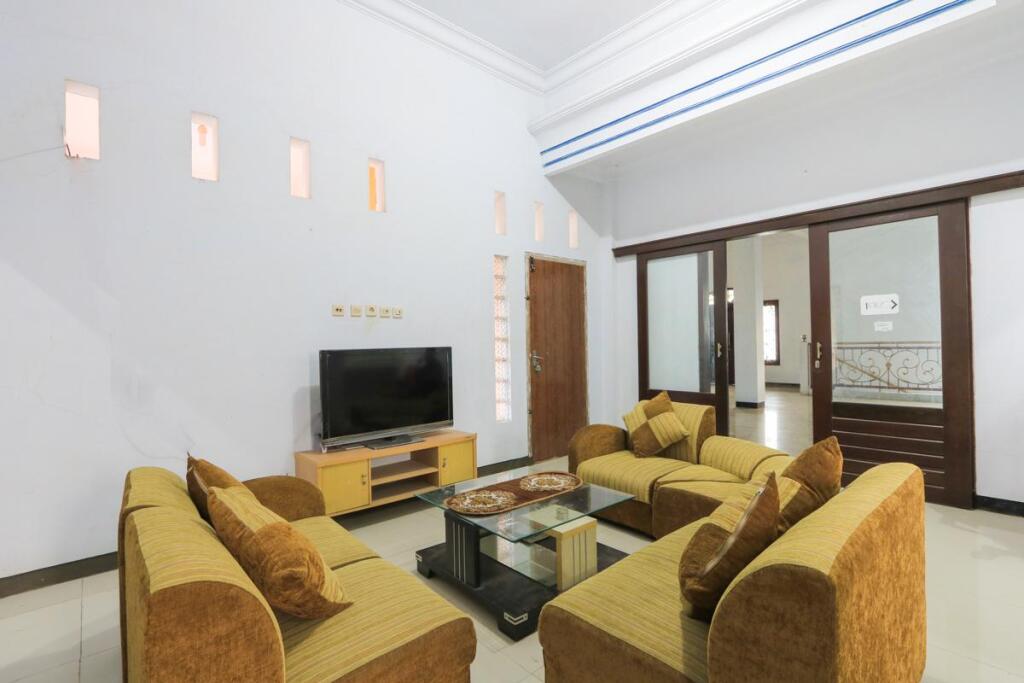 Джембер: OYO 1797 Narita Family Residence