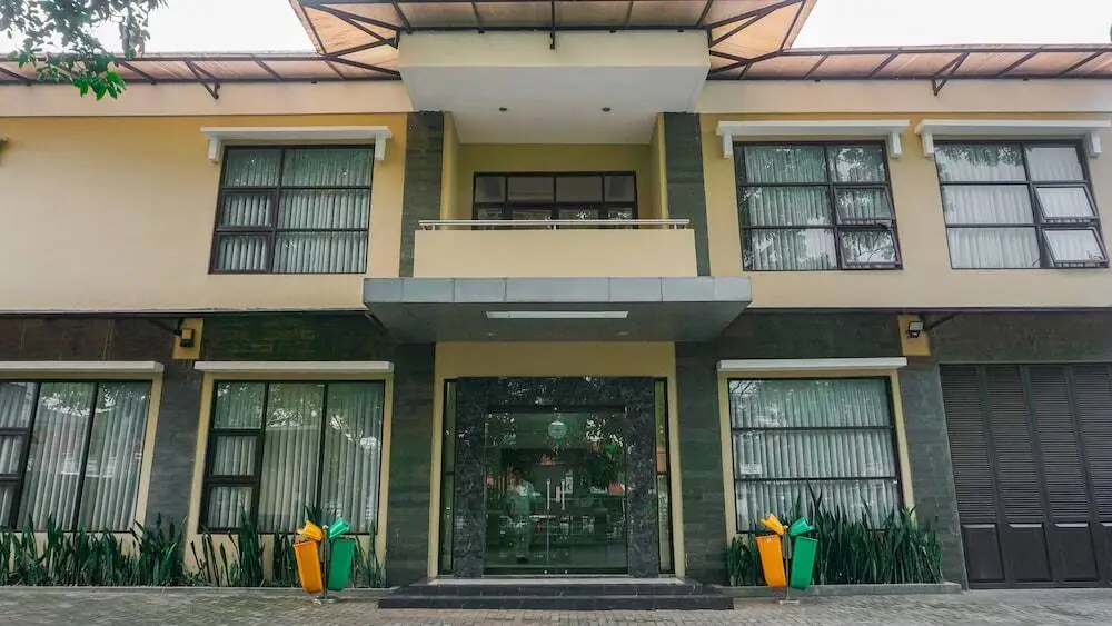 Бандунг: OYO 1739 Tekmira Residence Sudirman Syariah