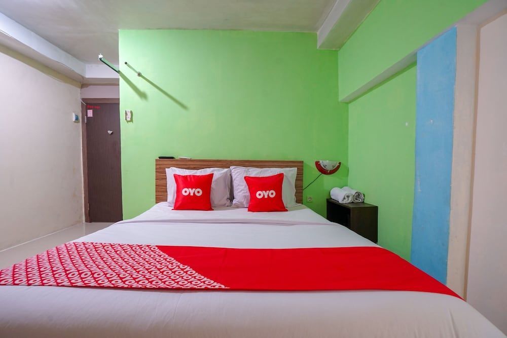 Палембанг: OYO 1495 Hotel Lendosis