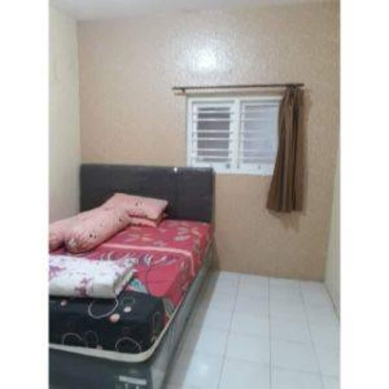 Бату: Nina King Homestay