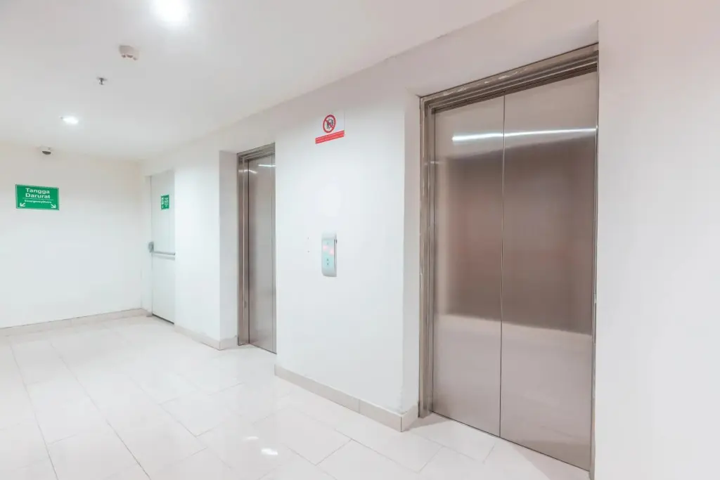 Читарингул: Super OYO 1948 Apartement Sentul Tower