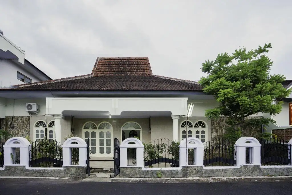 Проболинго: OYO 2004 Penginapan Bidara Syariah