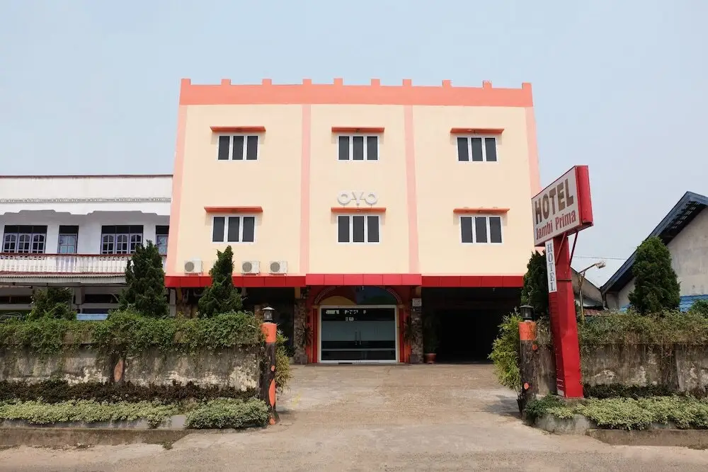Джамби: OYO 1590 Hotel Jambi Prima