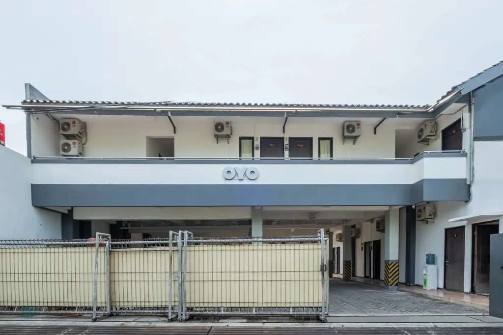 Чиребон: OYO 1460 Anyelir Residence