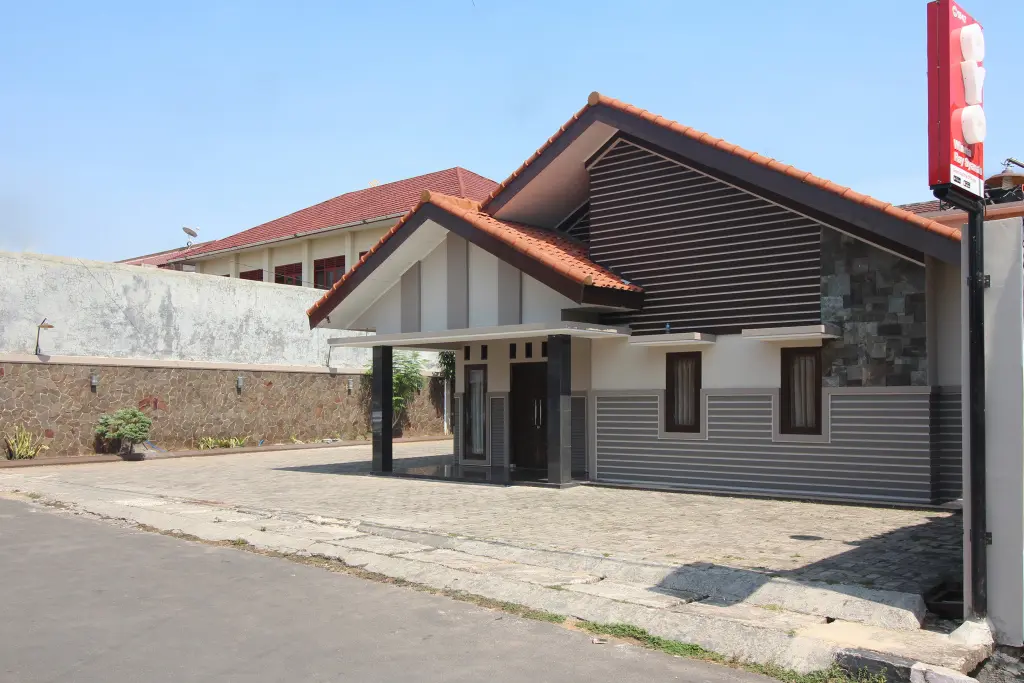 Бандар-Лампунг: OYO 1547 Wisma Ray Syariah