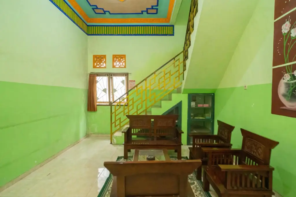 Бату: OYO 1689 Sumber Urip Family Homestay Syariah