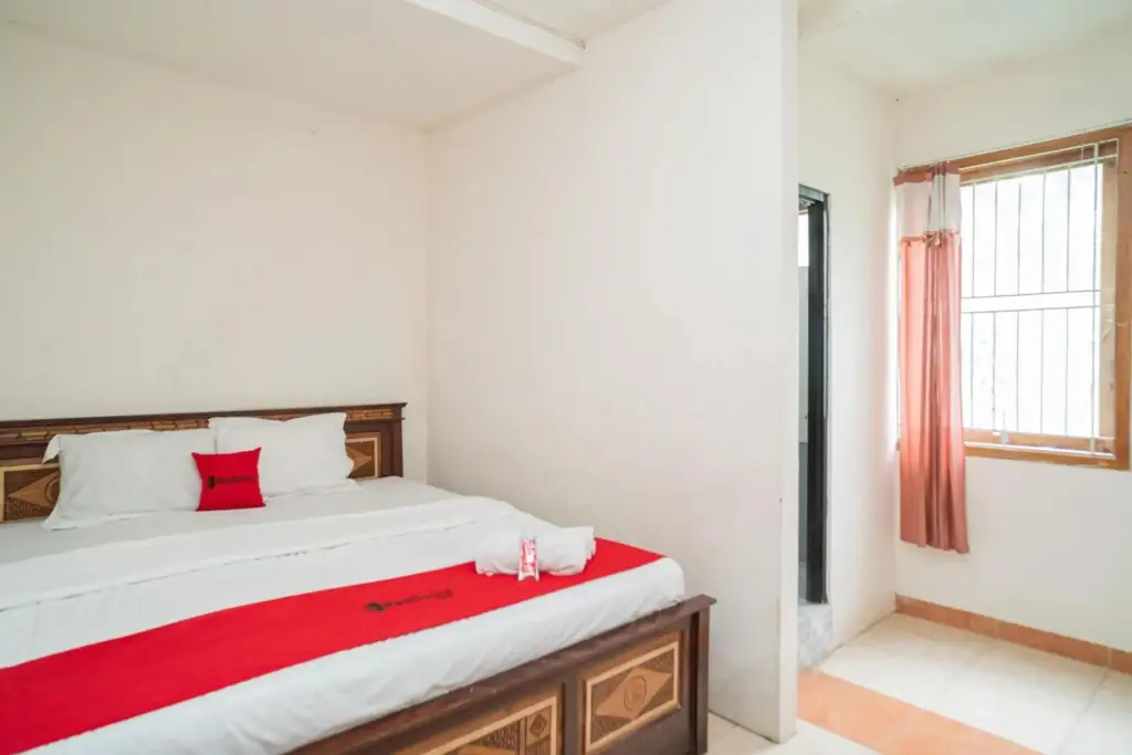 Бату: OYO 1689 Sumber Urip Family Homestay Syariah