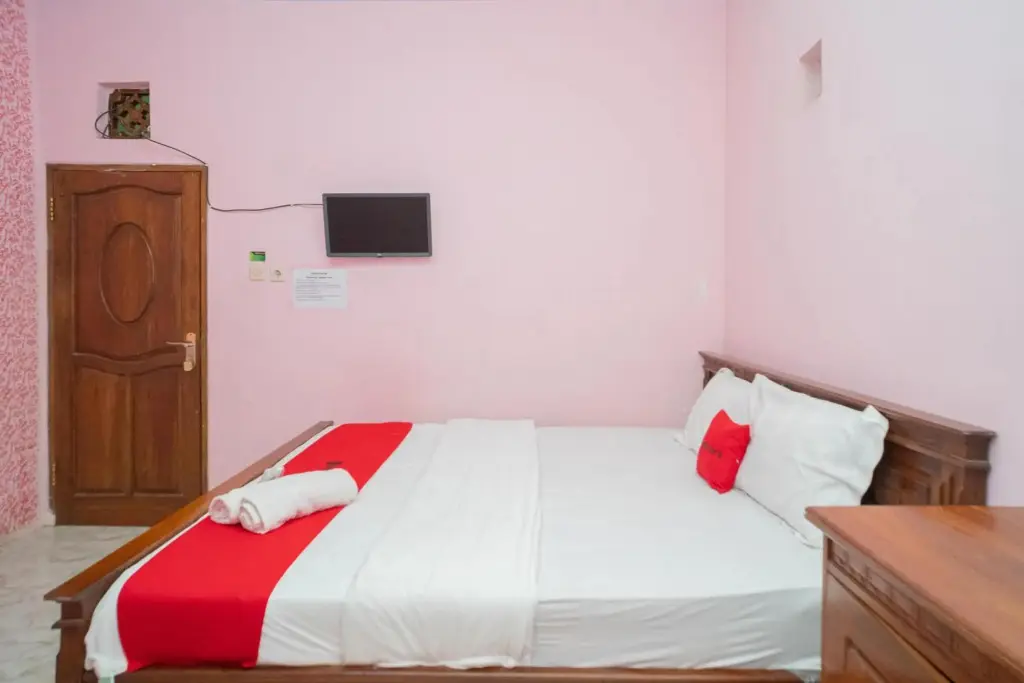 Бату: OYO 1689 Sumber Urip Family Homestay Syariah
