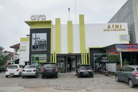 OYO 1531 Hotel Aini — фото 1