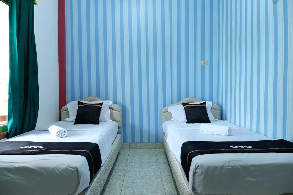 Белитунг: OYO 2186 Esbe Hotel Syariah