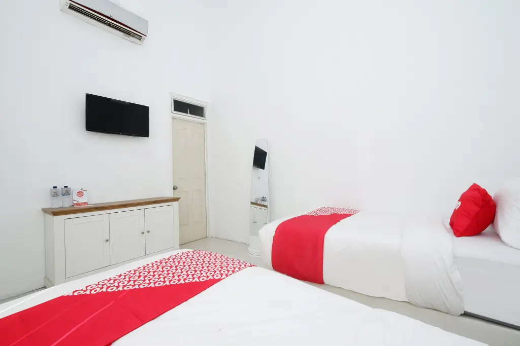 Караганьяр: Capital O 1888 Griya RW Family Guest House