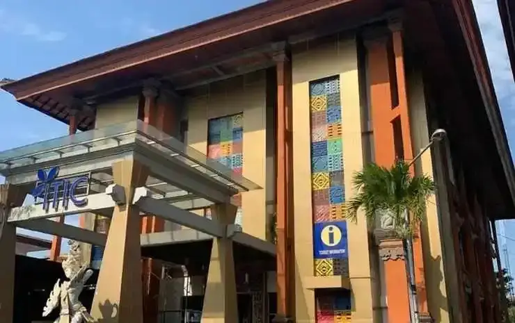 Кута: Fello Bnb Hostel Kuta - Adults Only