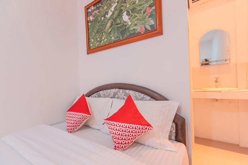 Депок: Oyo 2229 Dolfie Residence