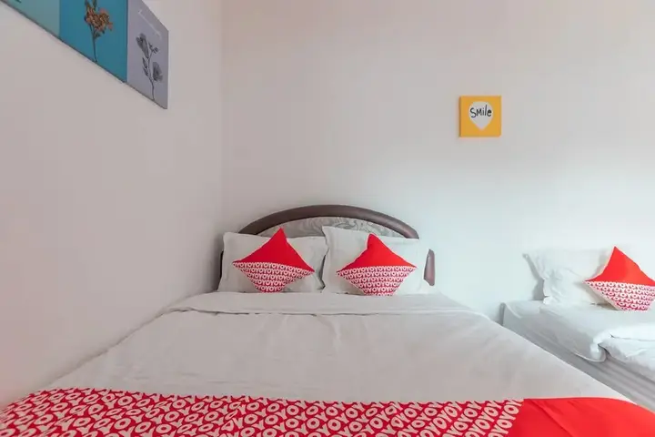 Депок: Oyo 2229 Dolfie Residence